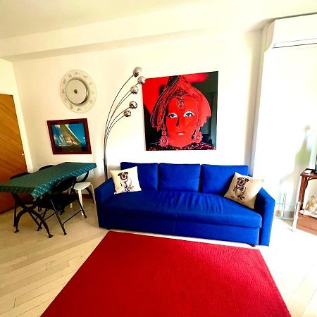 Very Central Suite Apartment With 1Bedroom Next To The Underground Train Station Monaco And 6Min From Casino Place Eksteriør billede