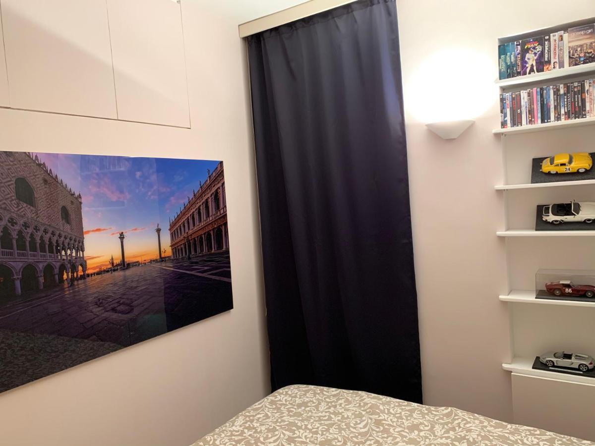 Very Central Suite Apartment With 1Bedroom Next To The Underground Train Station Monaco And 6Min From Casino Place Eksteriør billede